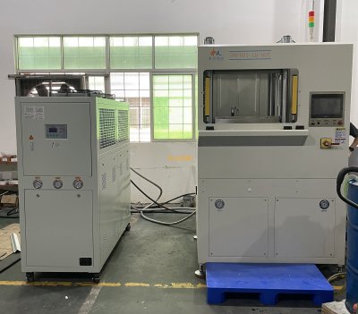 碳纤维真空冷却热压机